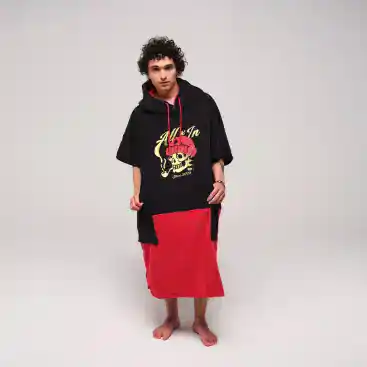 אול אין שחור אדום גולגולת