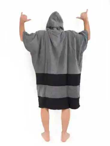 אול אין אפור שחור